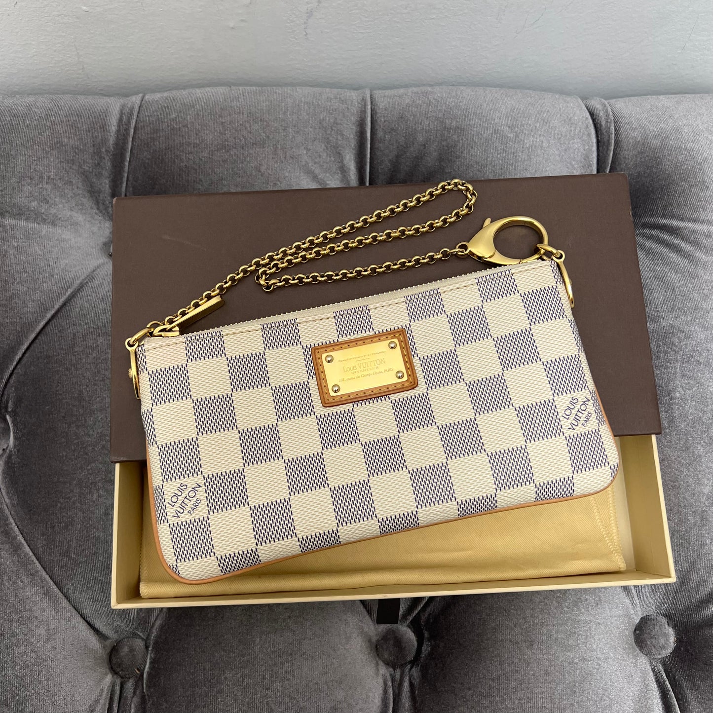 Louis Vuitton Pochette Milla MM Damier Azur