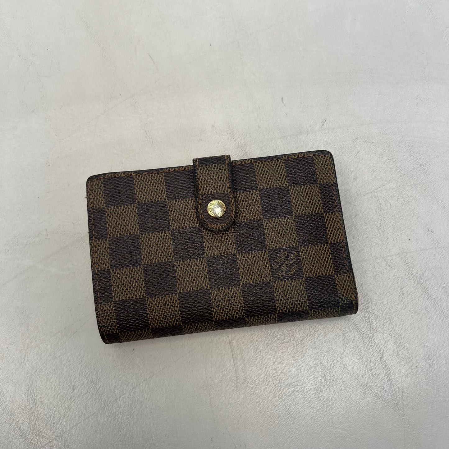Louis Vuitton Kiss Lock Compact Wallet Damier Ebene