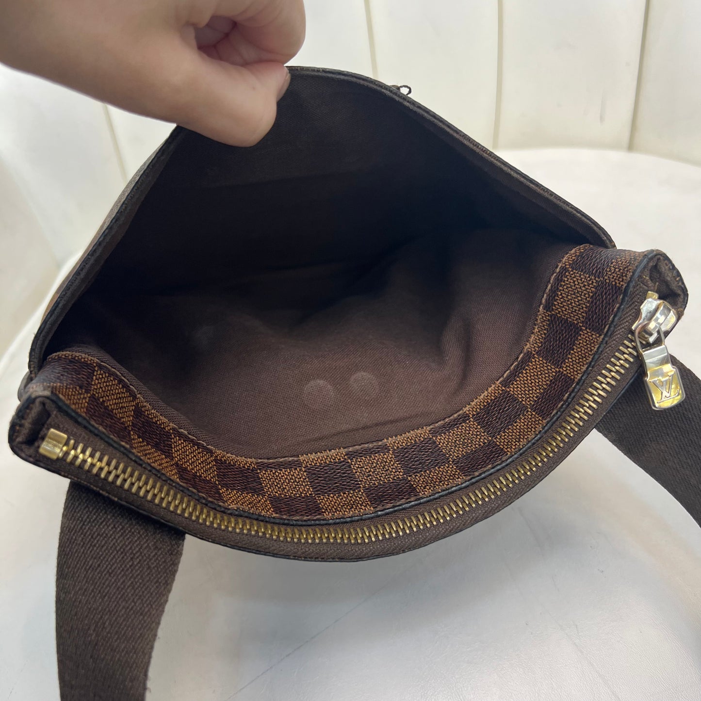 Louis Vuitton Brooklyn Pochette Plate Damier Ebene