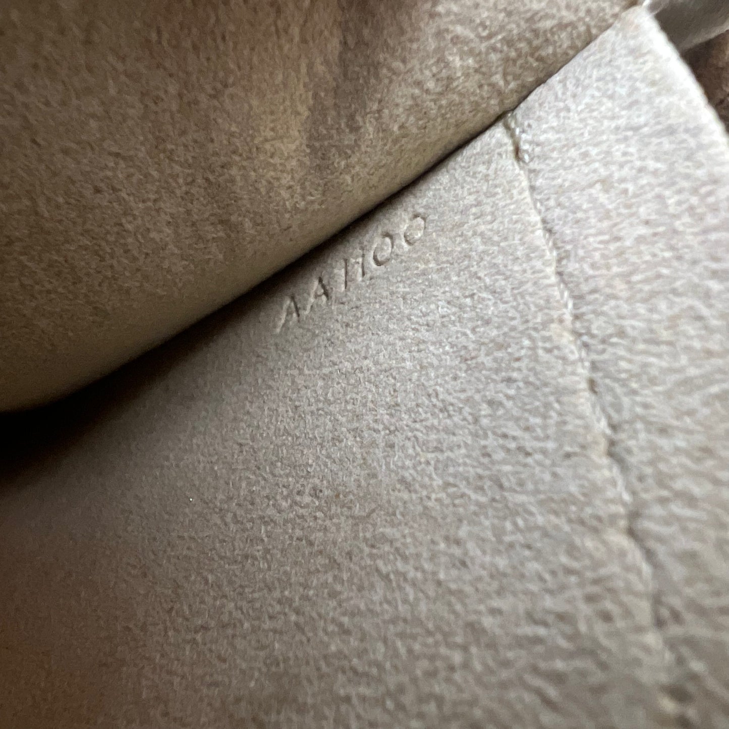 Louis Vuitton Pochette Milla MM Damier Azur