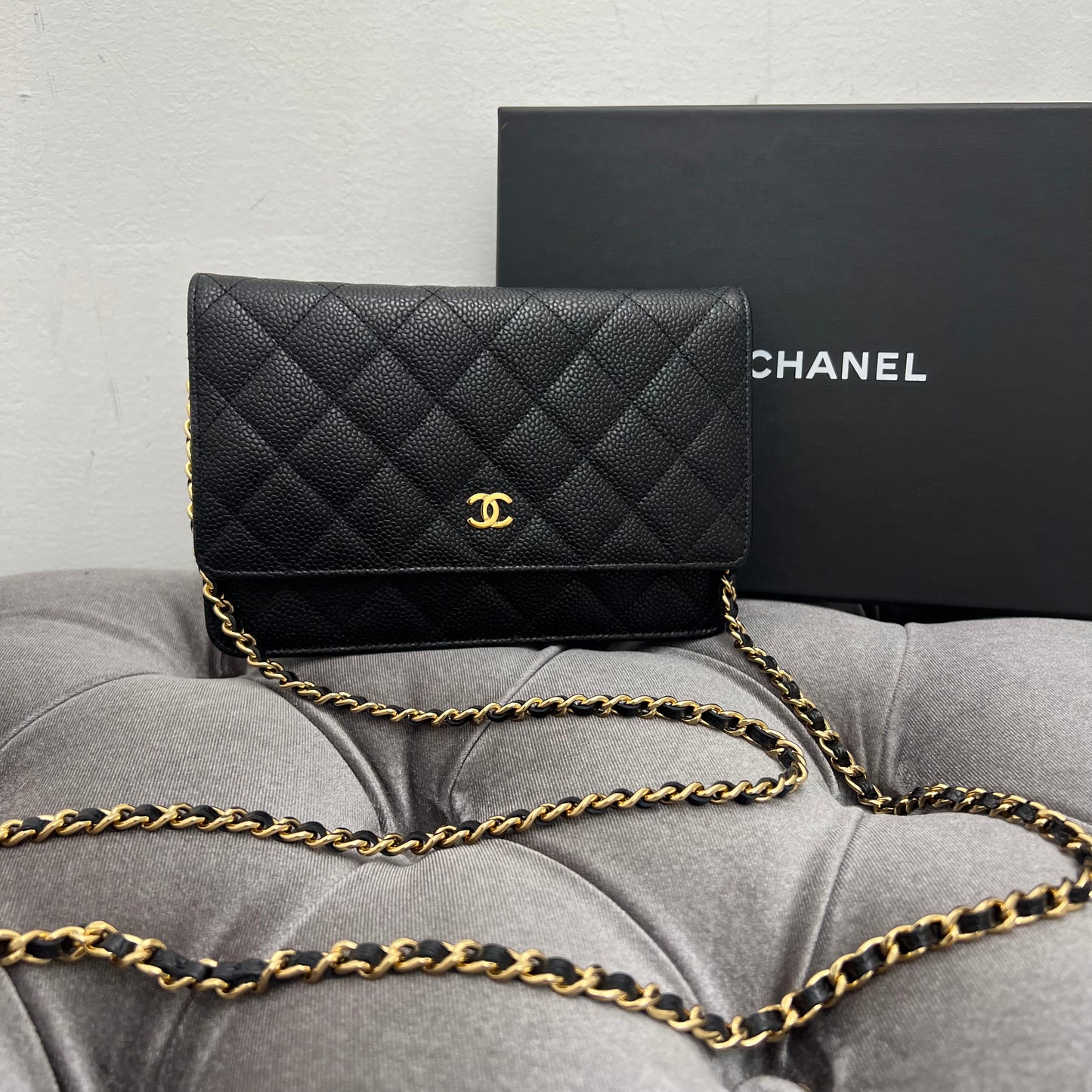 Chanel Wallet on Chain Black and Gold