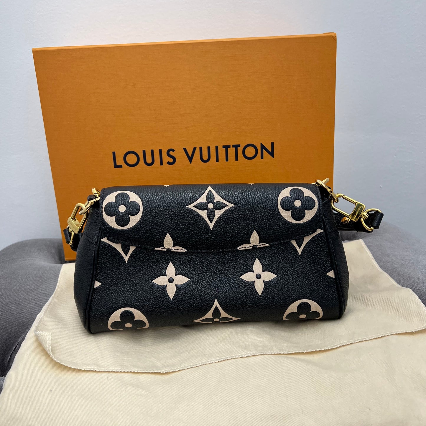 Louis Vuitton Favorite Monogram Empreinte Leather Black with Box & Dust Bag