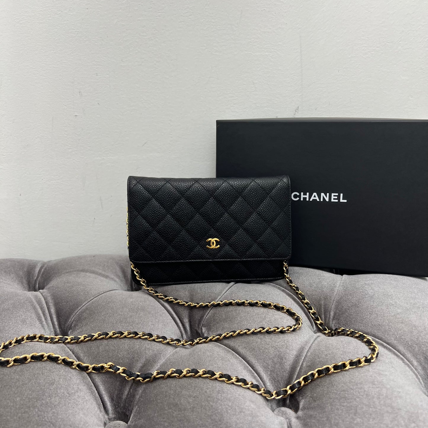 Chanel Wallet on Chain Black and Gold