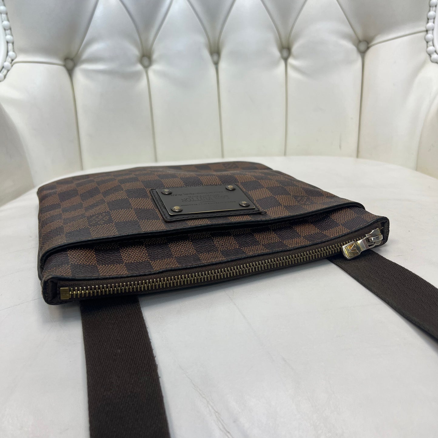 Louis Vuitton Brooklyn Pochette Plate Damier Ebene