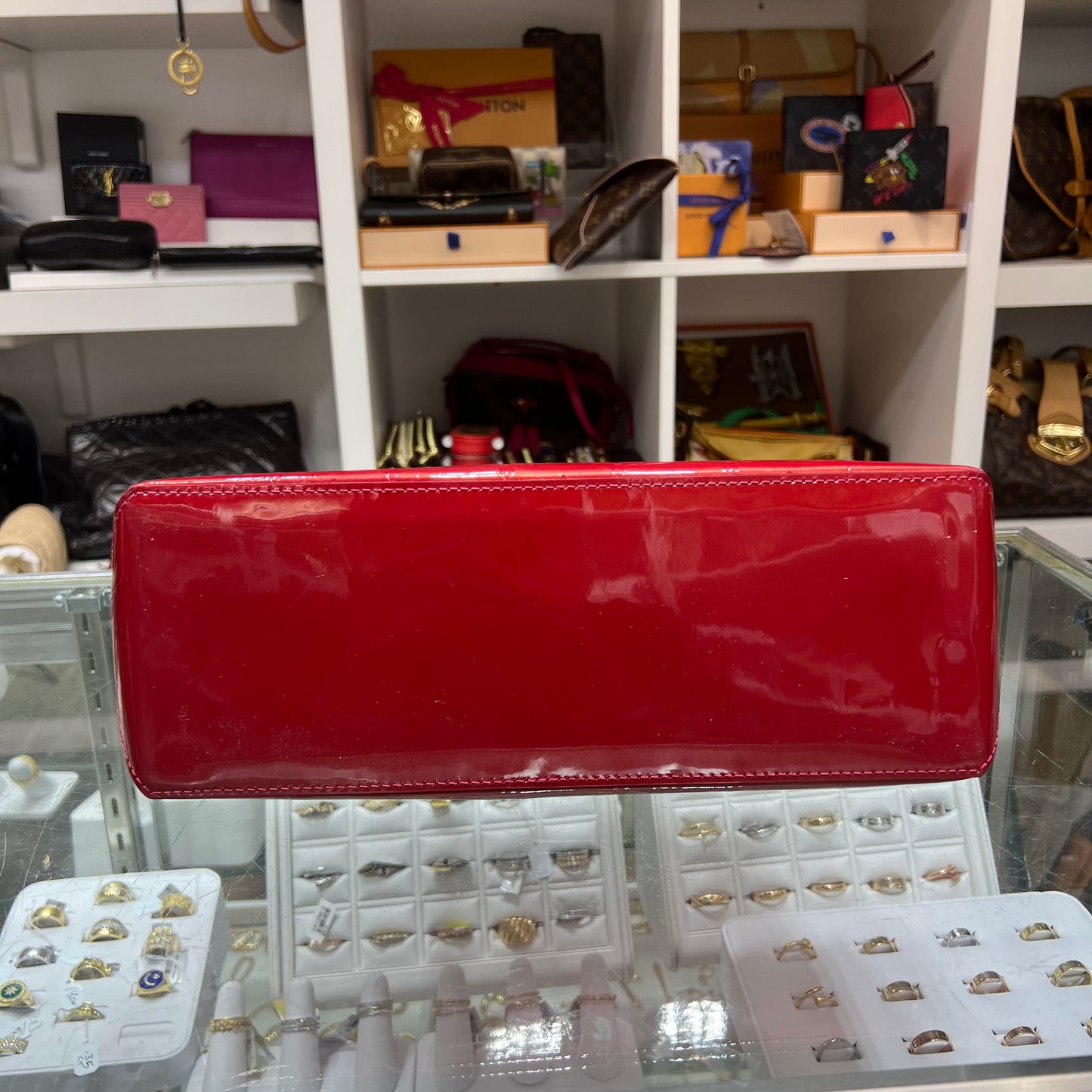 Louis Vuitton Wilshire