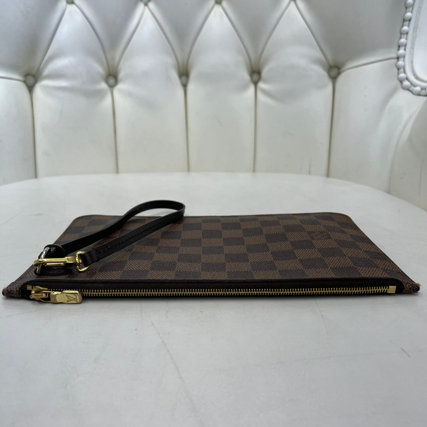 Louis Vuitton Neverfull Pouch Damier Ebene Red