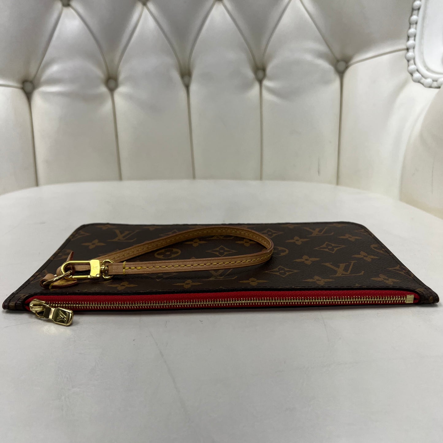 Louis Vuitton Neverfull Pouch Monogram Red