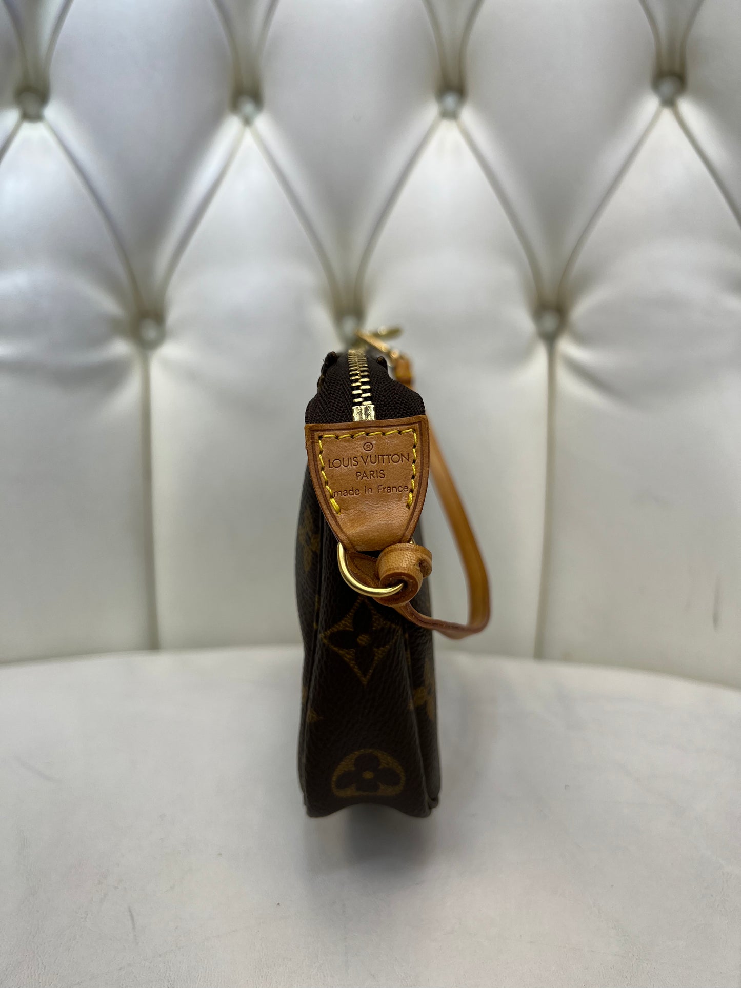 Louis Vuitton Pochette Monogram