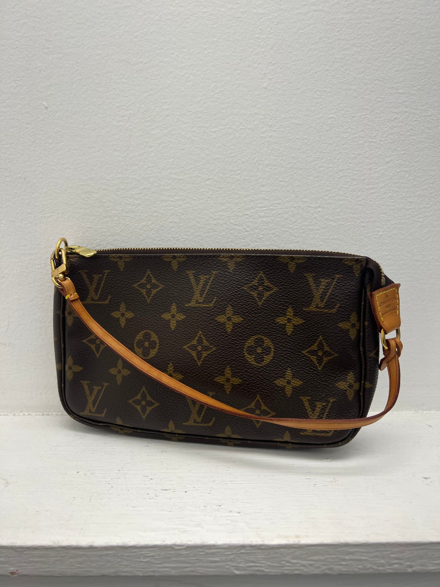 Louis Vuitton Pochette Monogram