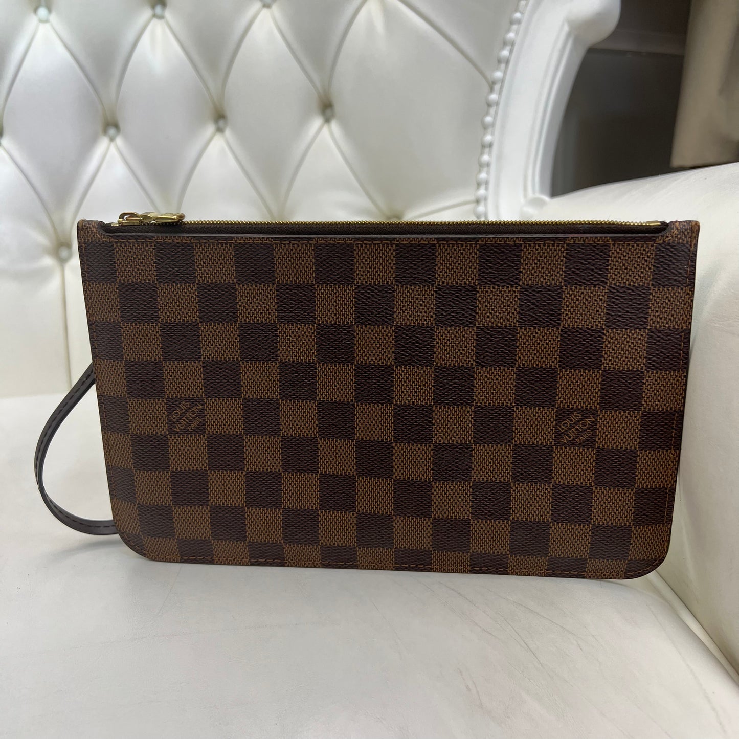 Louis Vuitton Neverfull Pouch Damier Ebene Red