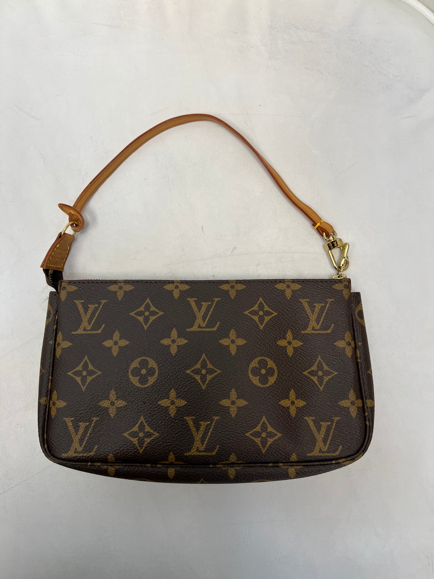 Louis Vuitton Pochette Monogram