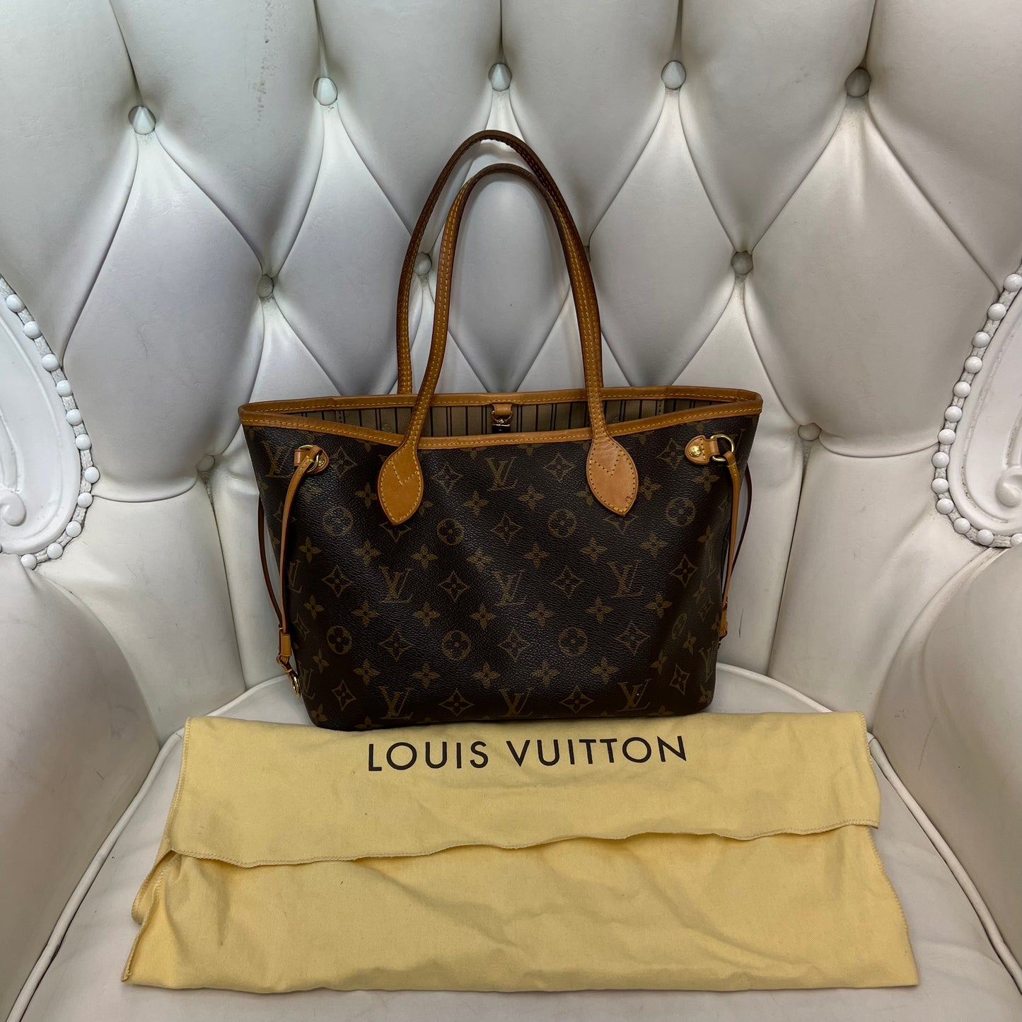 Louis Vuitton Neverfull PM Monogram