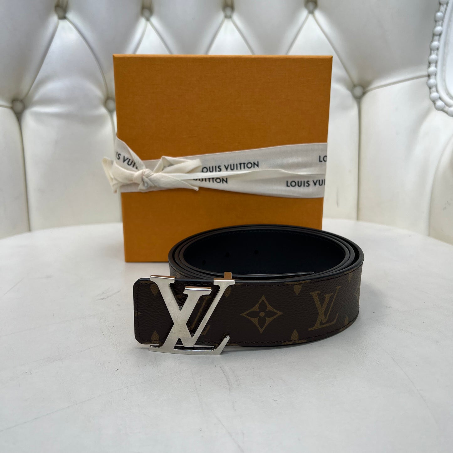 Louis Vuitton Belt Monogram Reversible Size 105