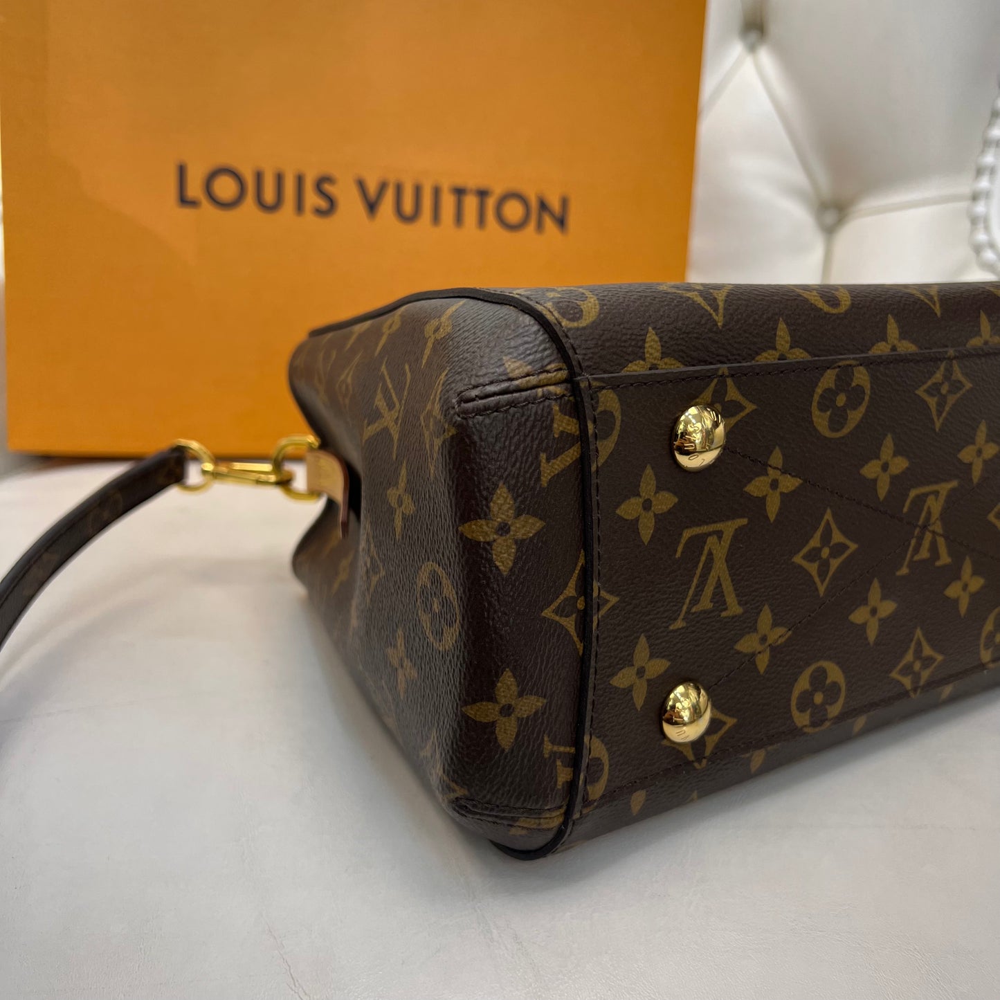 Louis Vuitton Montaigne BB