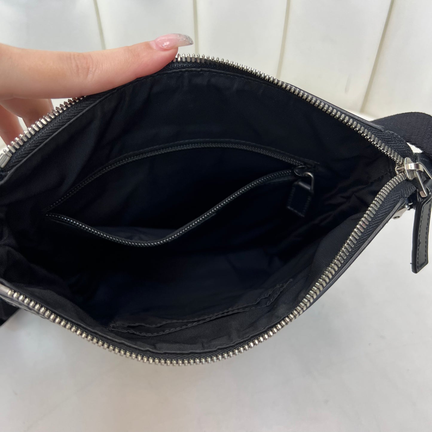 Gucci GG Supreme Web Messenger Bag