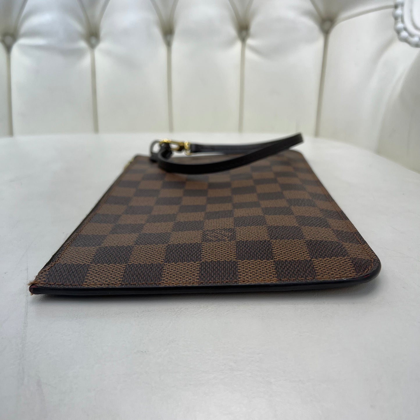 Louis Vuitton Neverfull Pouch Damier Ebene Red