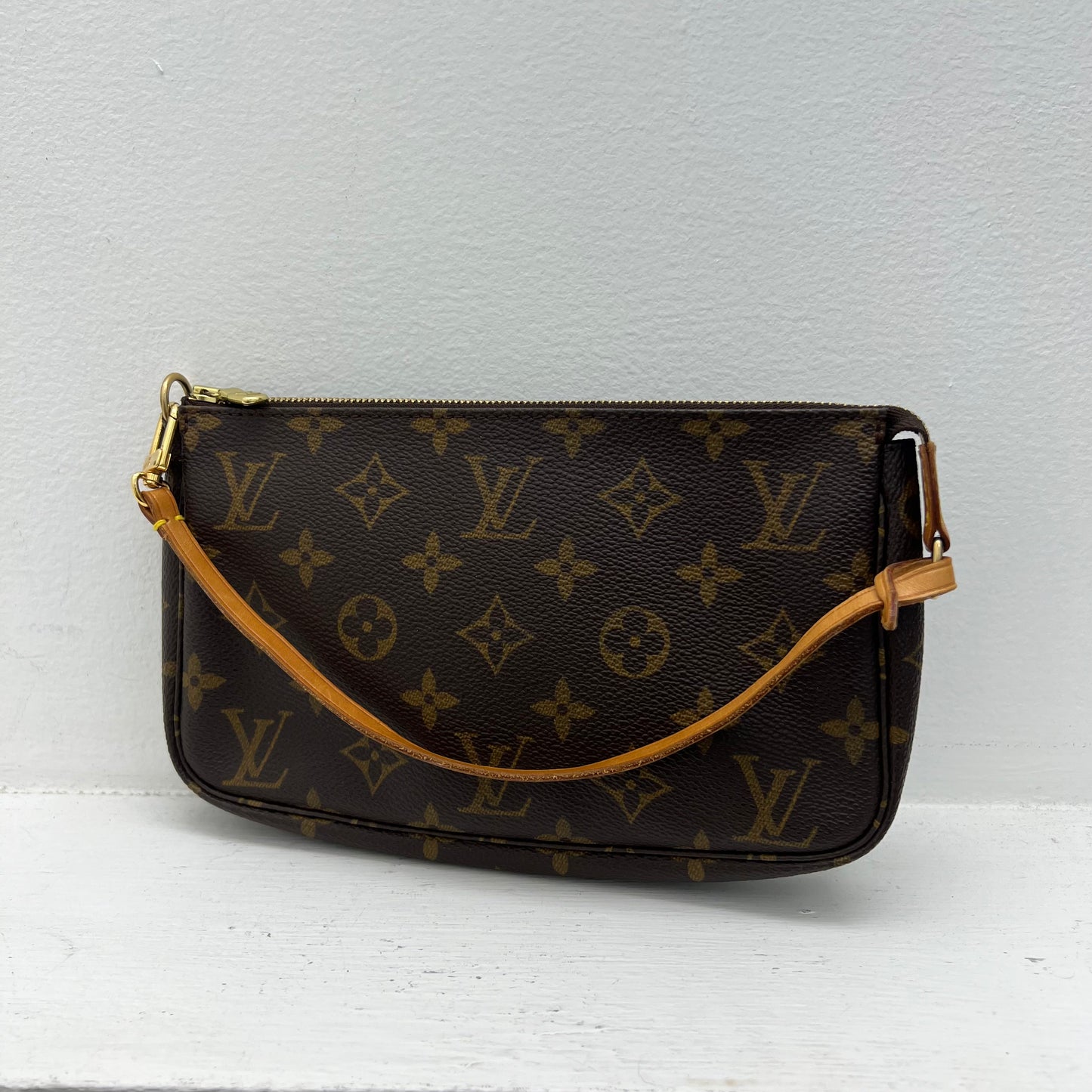 Louis Vuitton Pochette Monogram