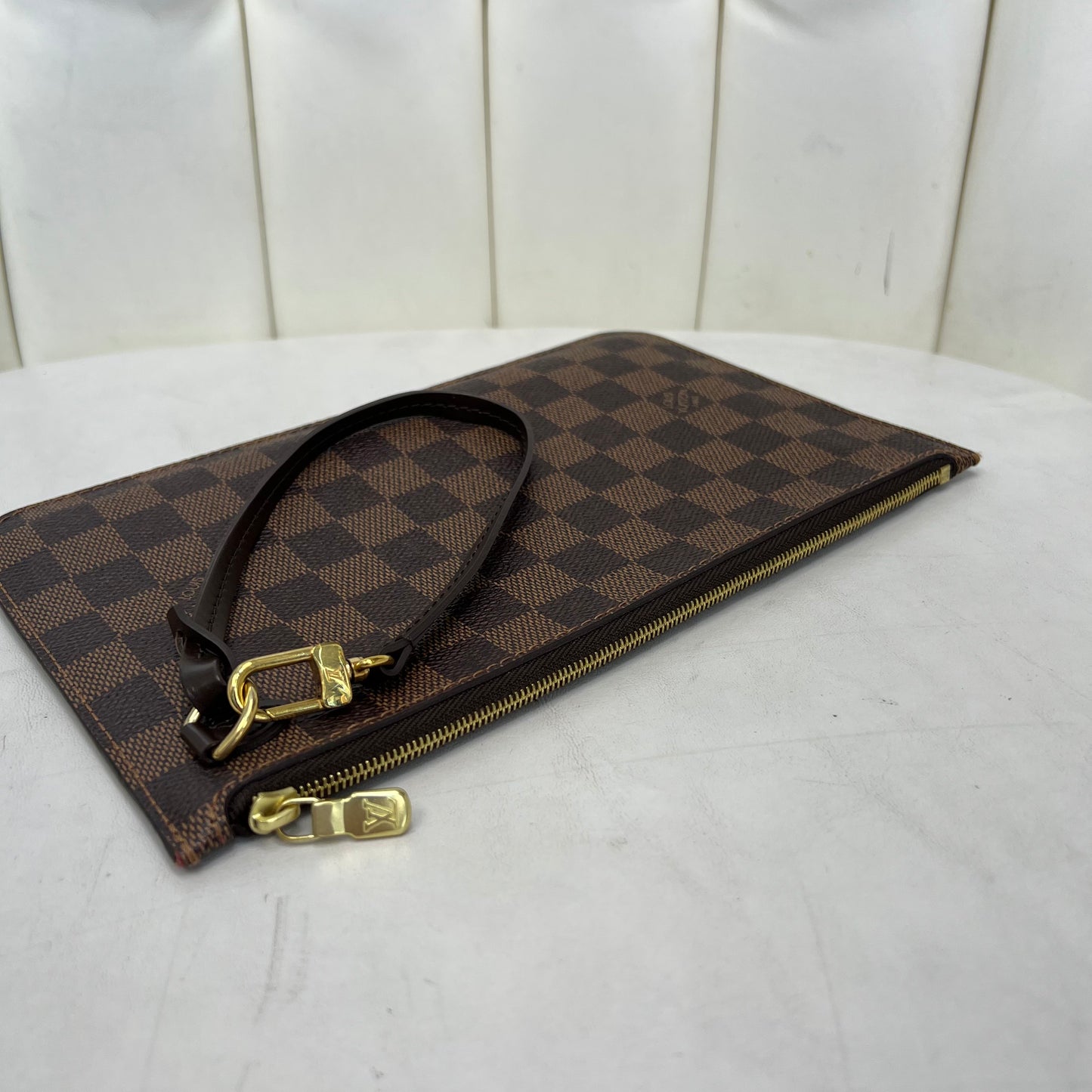 Louis Vuitton Neverfull Pouch Damier Ebene