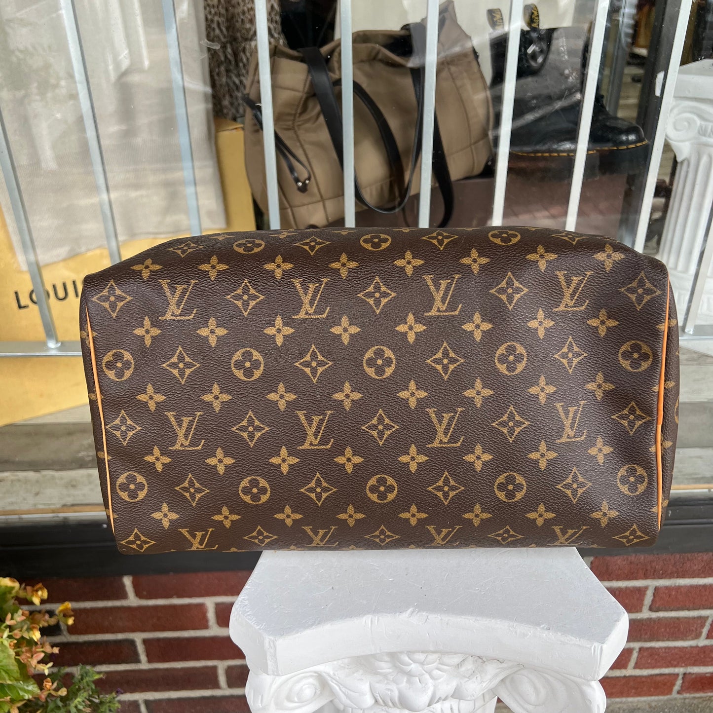 Louis Vuitton Speedy 35 Monogram