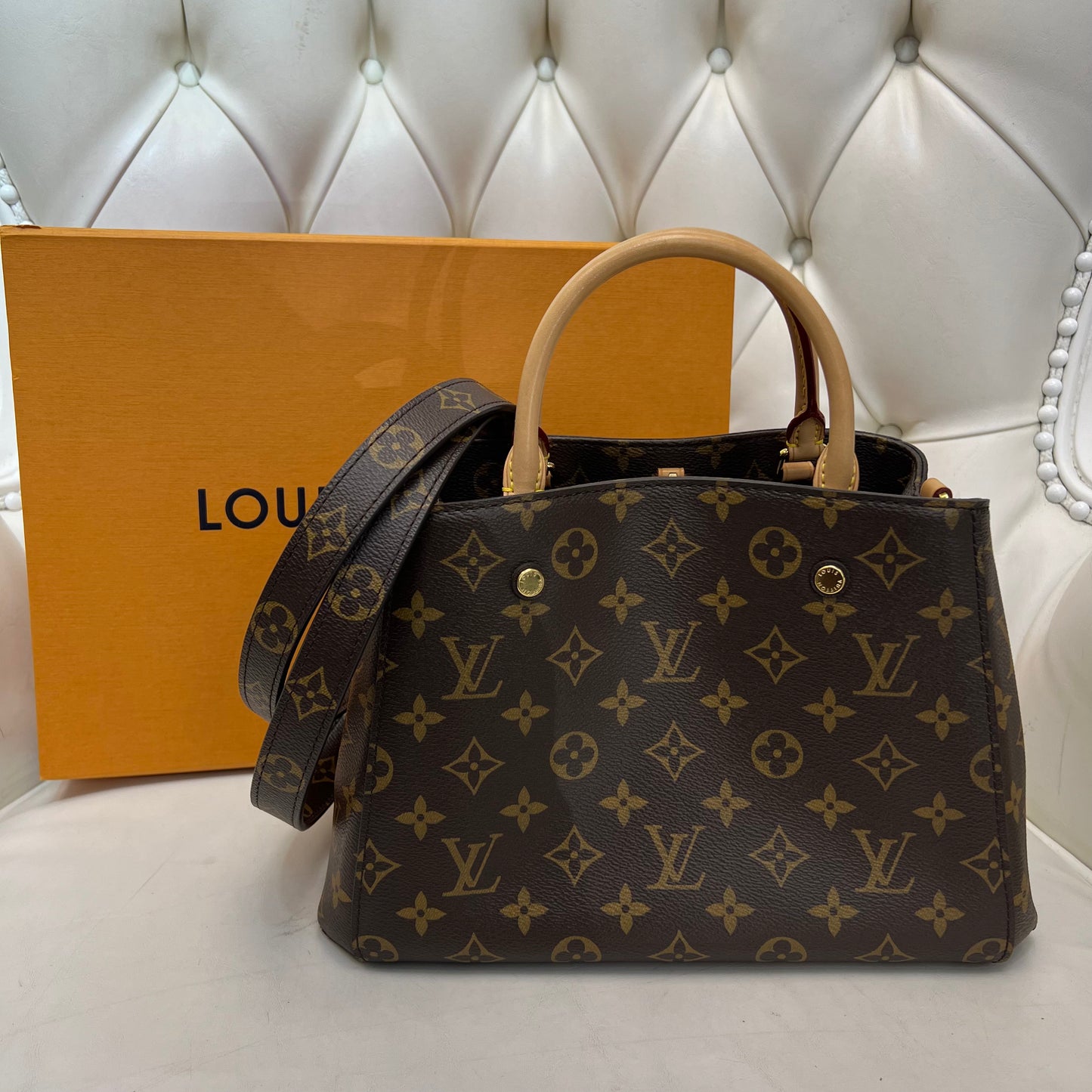 Louis Vuitton Montaigne BB