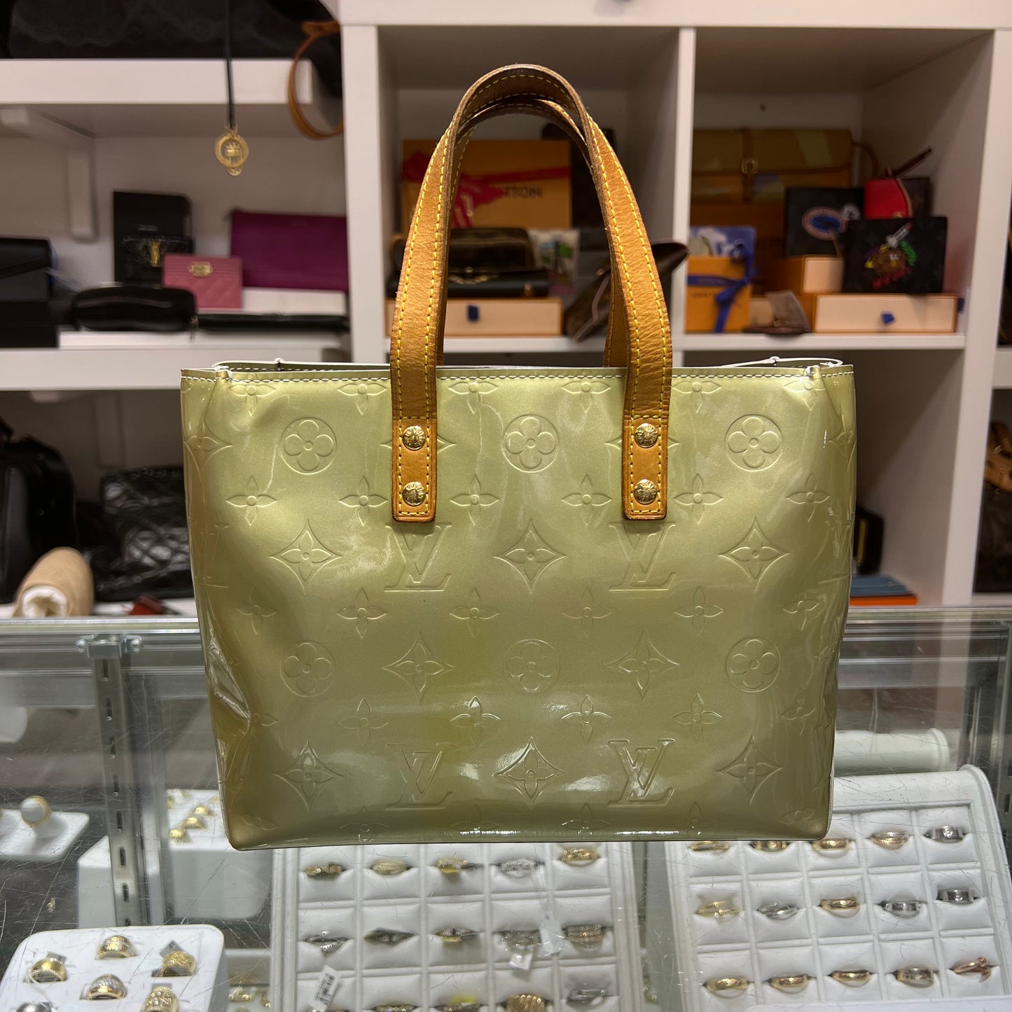 Louis Vuitton Reade PM
