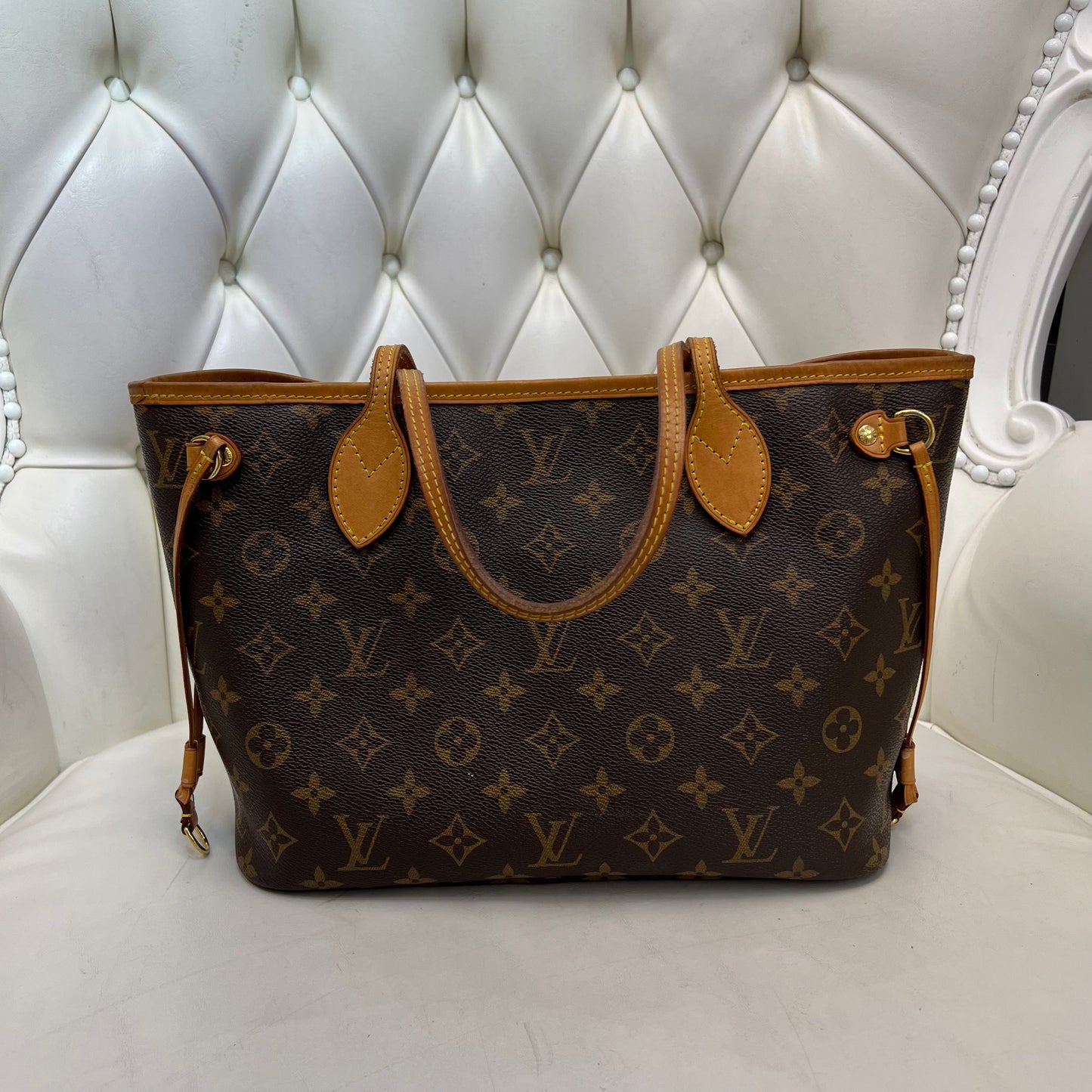 Louis Vuitton Neverfull PM Monogram