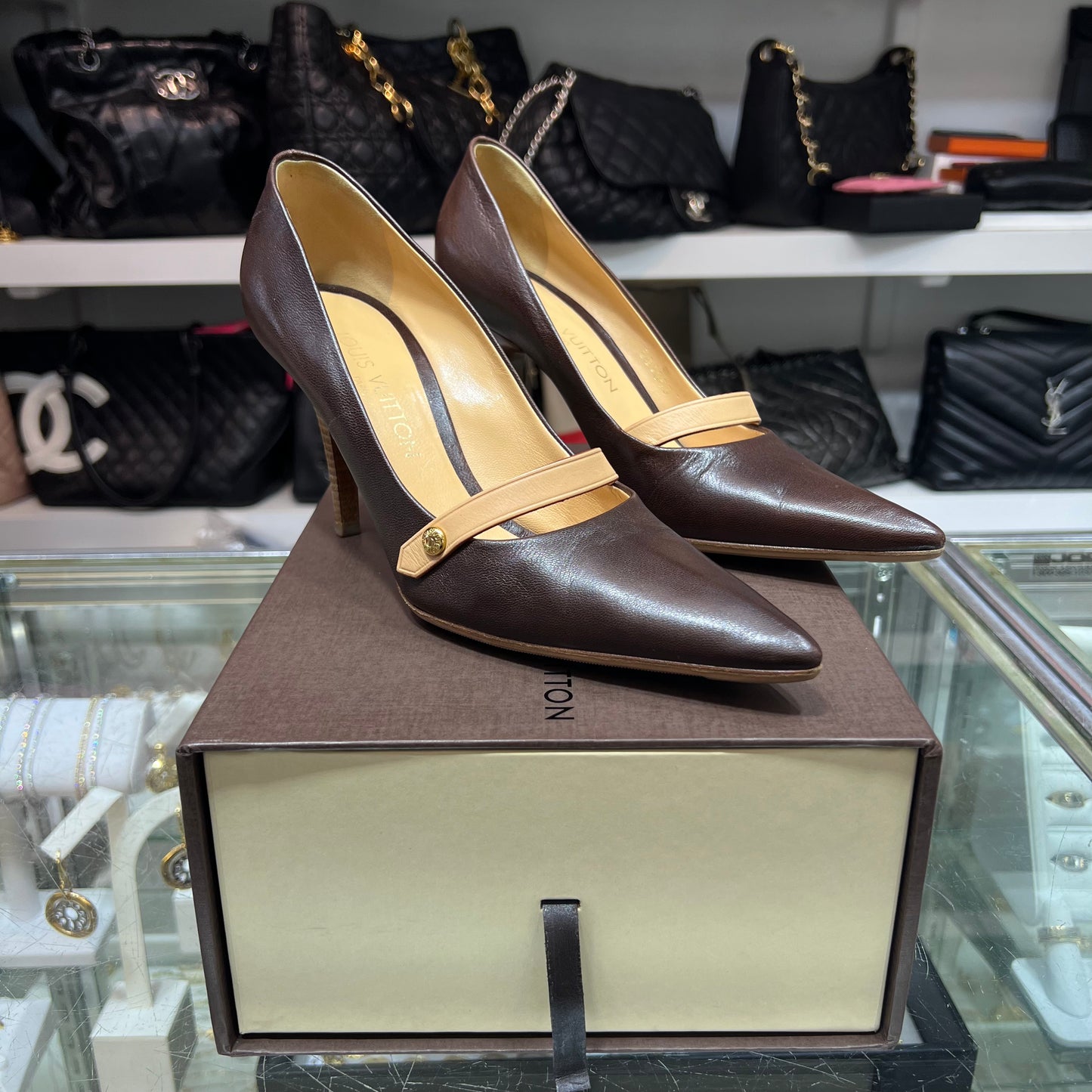 Louis Vuitton Brown Leather Pumps, Size 37