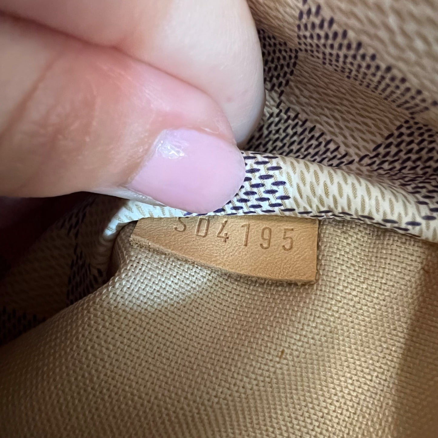 Louis Vuitton Totally MM Damier Azur