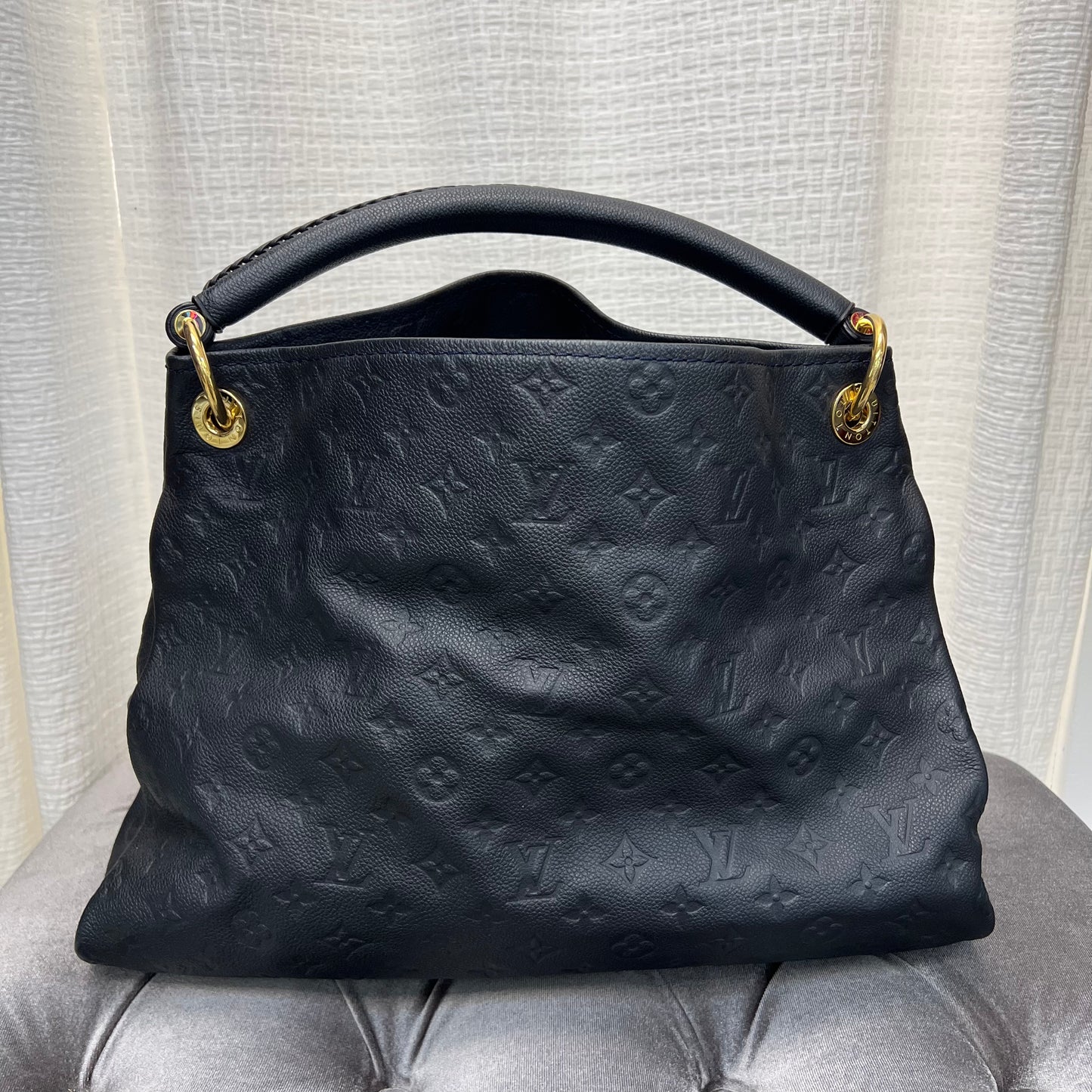 Louis Vuitton Bleu Infini Empreinte Leather Artsy MM