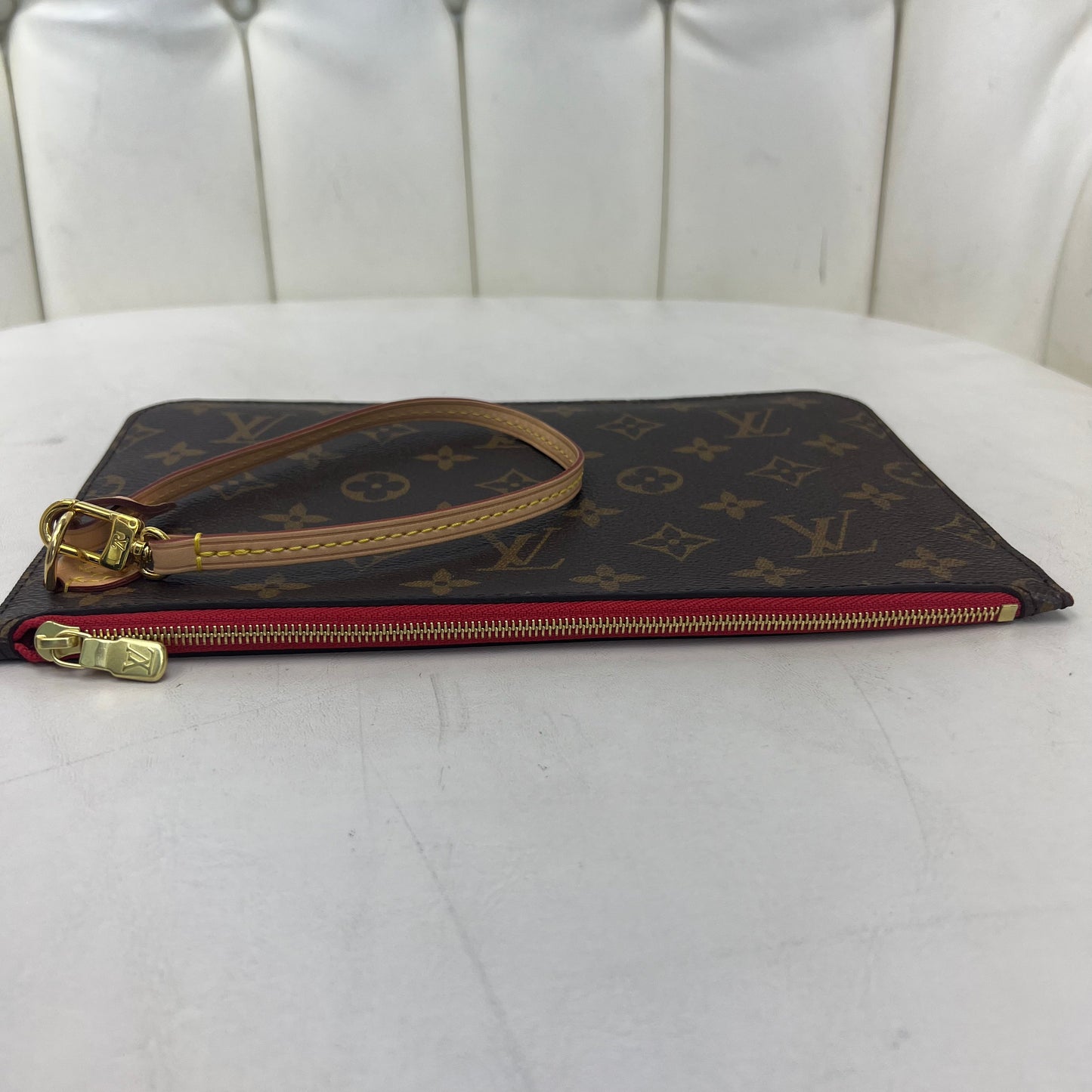Louis Vuitton Neverfull Pouch Monogram Red