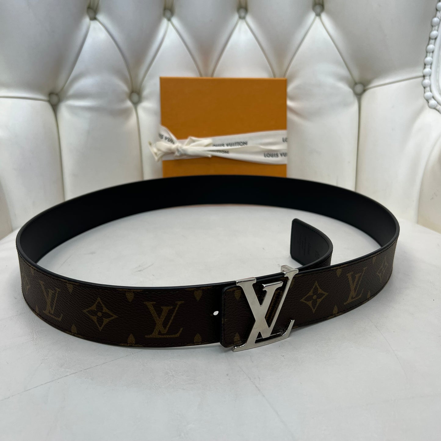 Louis Vuitton Belt Monogram Reversible Size 105