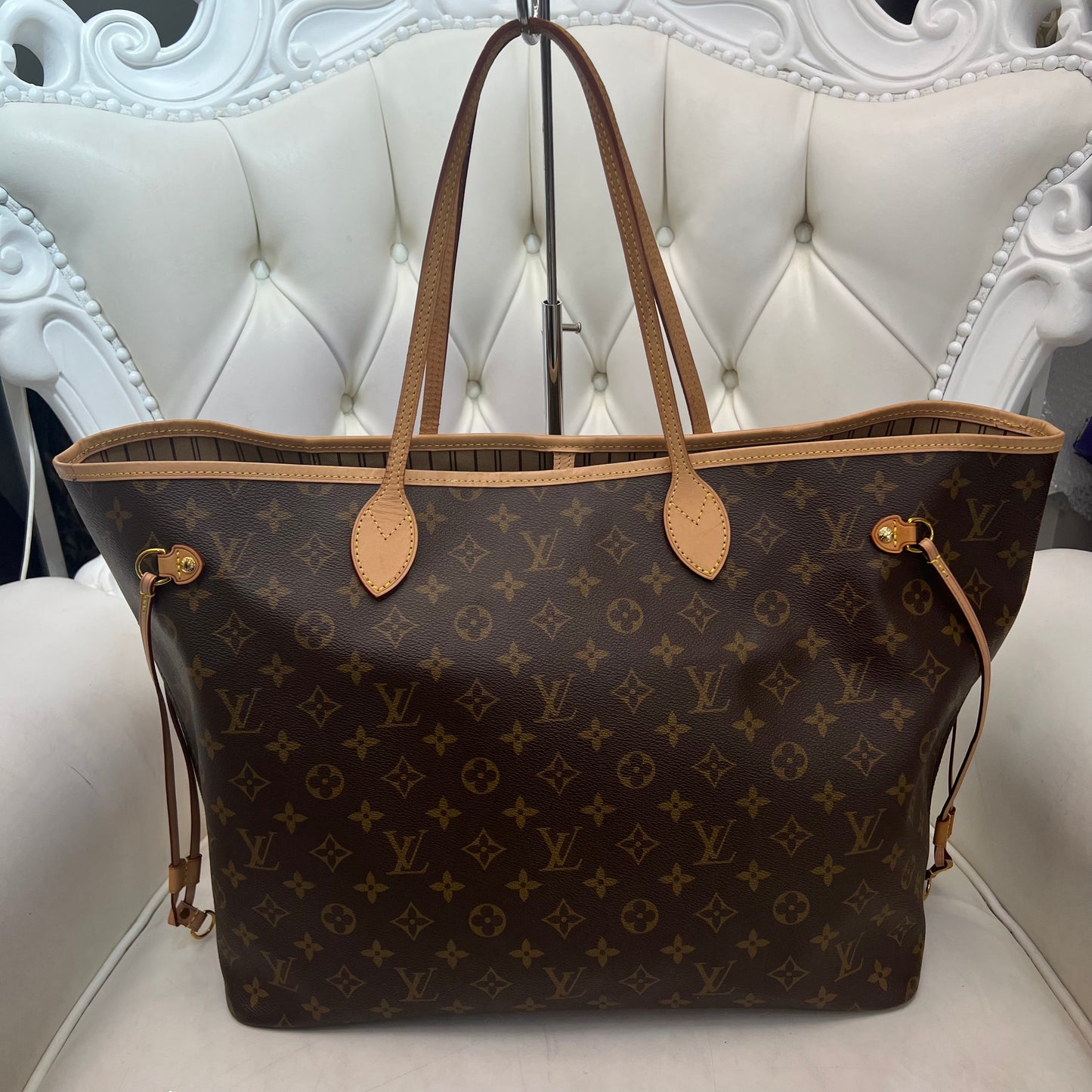 Louis Vuitton Neverfull GM Monogram, Tan