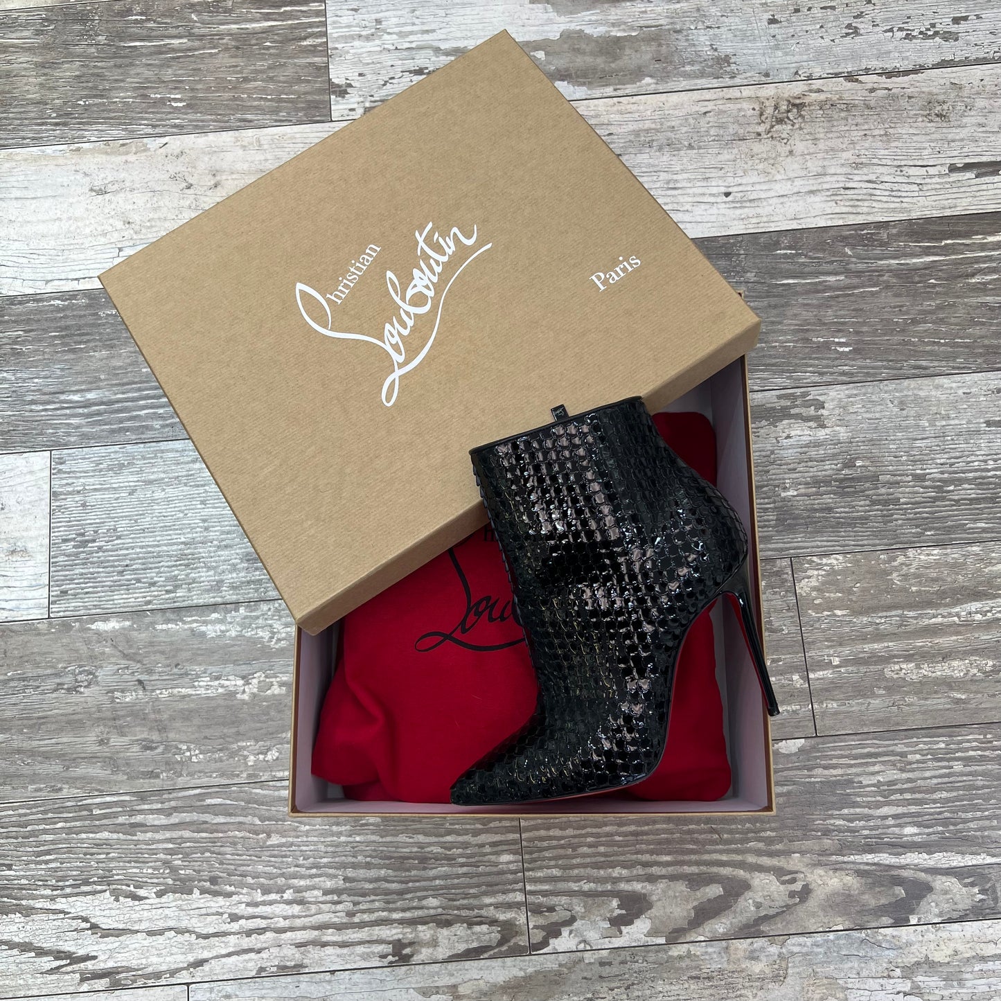Christian Louboutin So Kate 100 Booty, Size 35