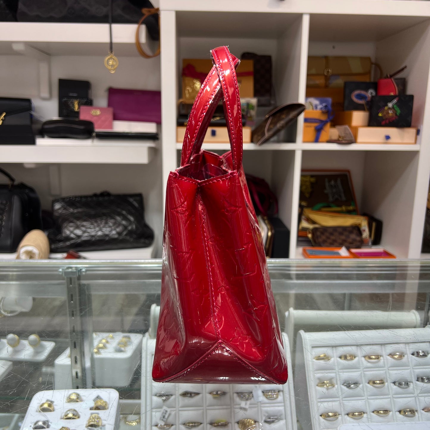 Louis Vuitton Wilshire