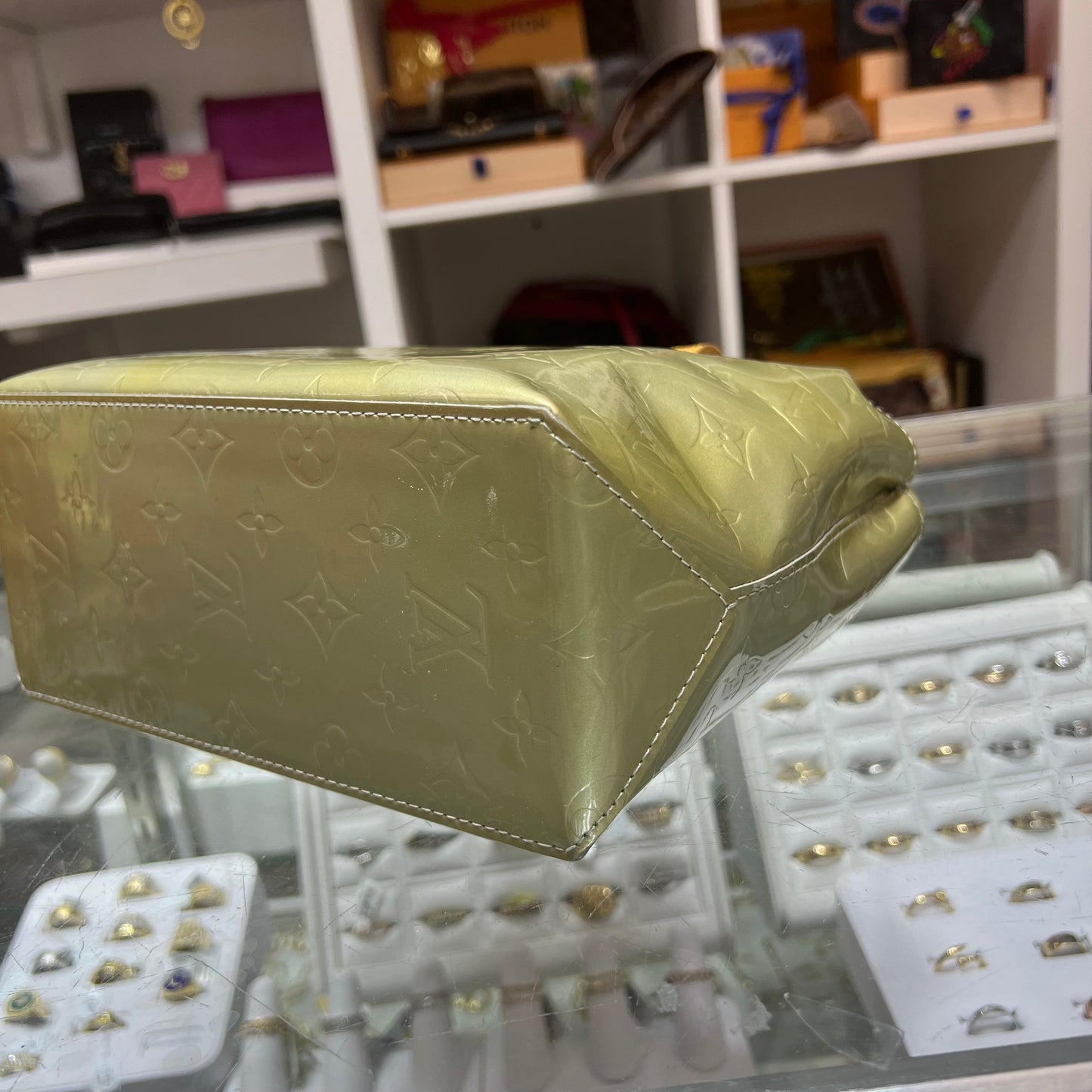 Louis Vuitton Reade PM