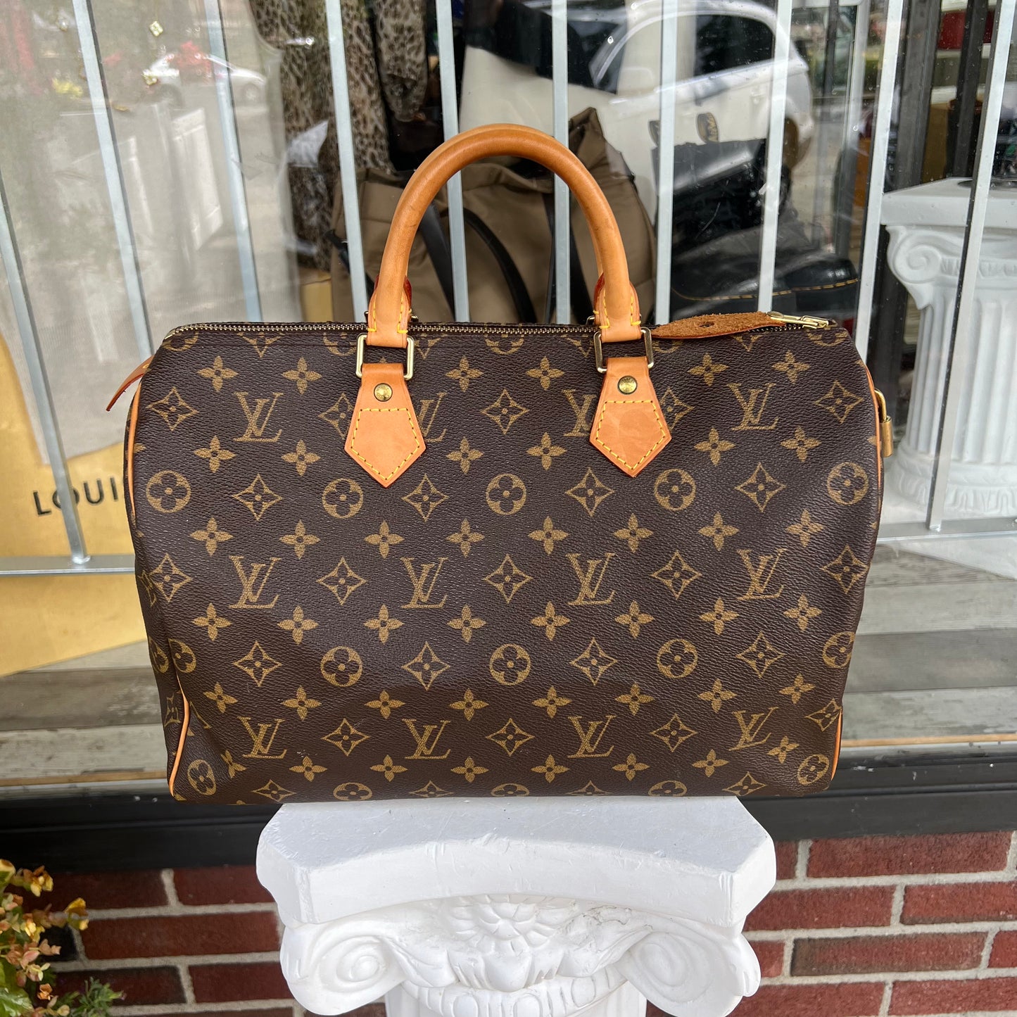 Louis Vuitton Speedy 35 Monogram