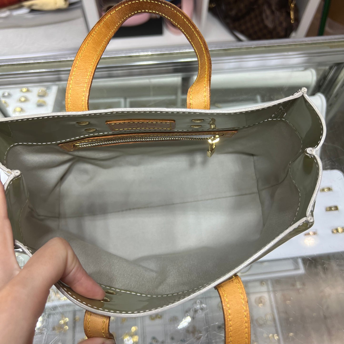 Louis Vuitton Reade PM