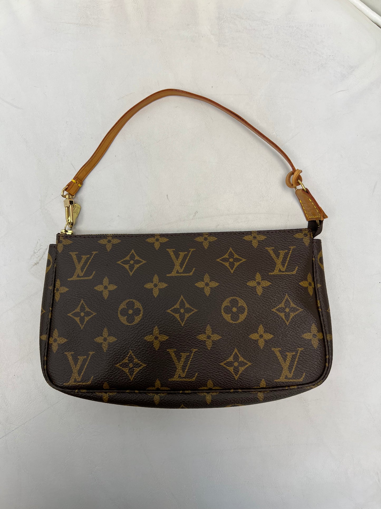 Louis Vuitton Pochette Monogram