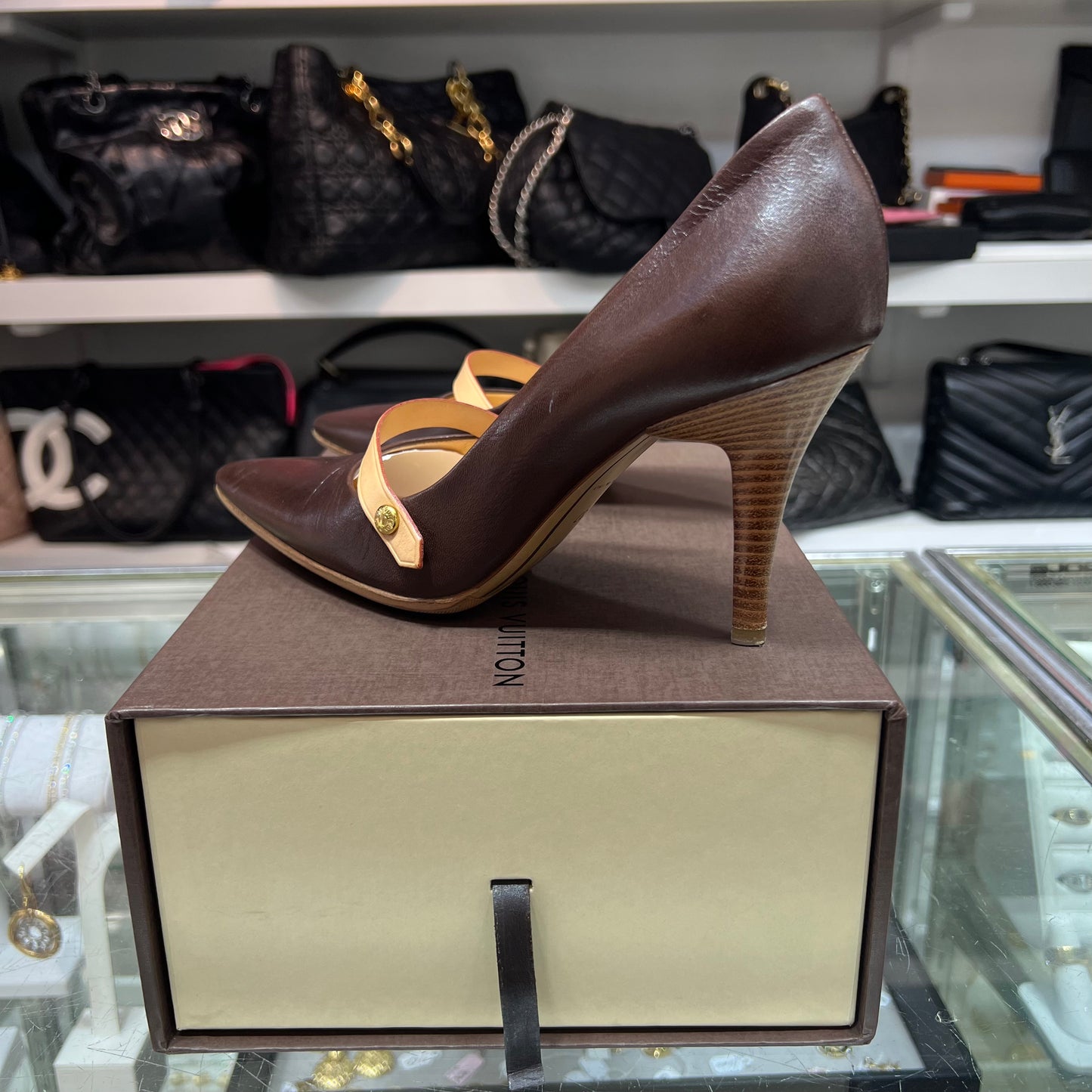 Louis Vuitton Brown Leather Pumps, Size 37