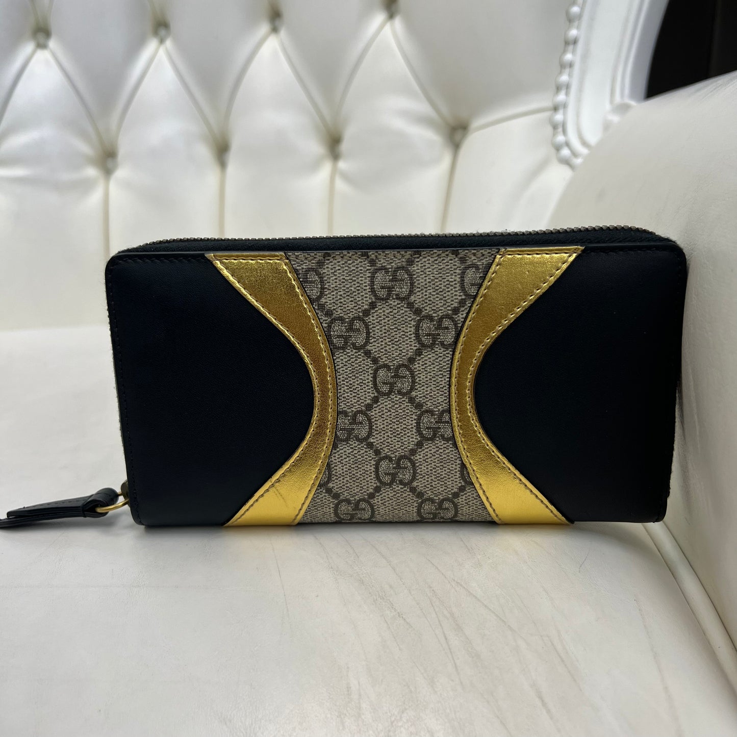 Gucci Zip Wallet Monogram and Gold