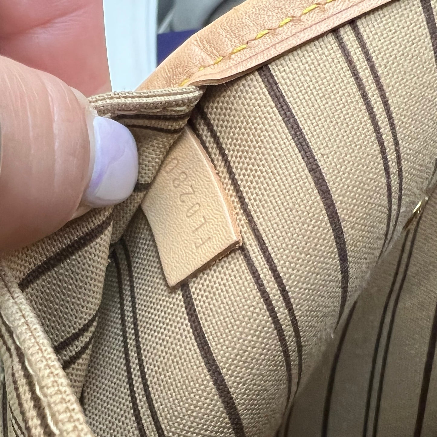 Louis Vuitton Neverfull GM Monogram, Tan