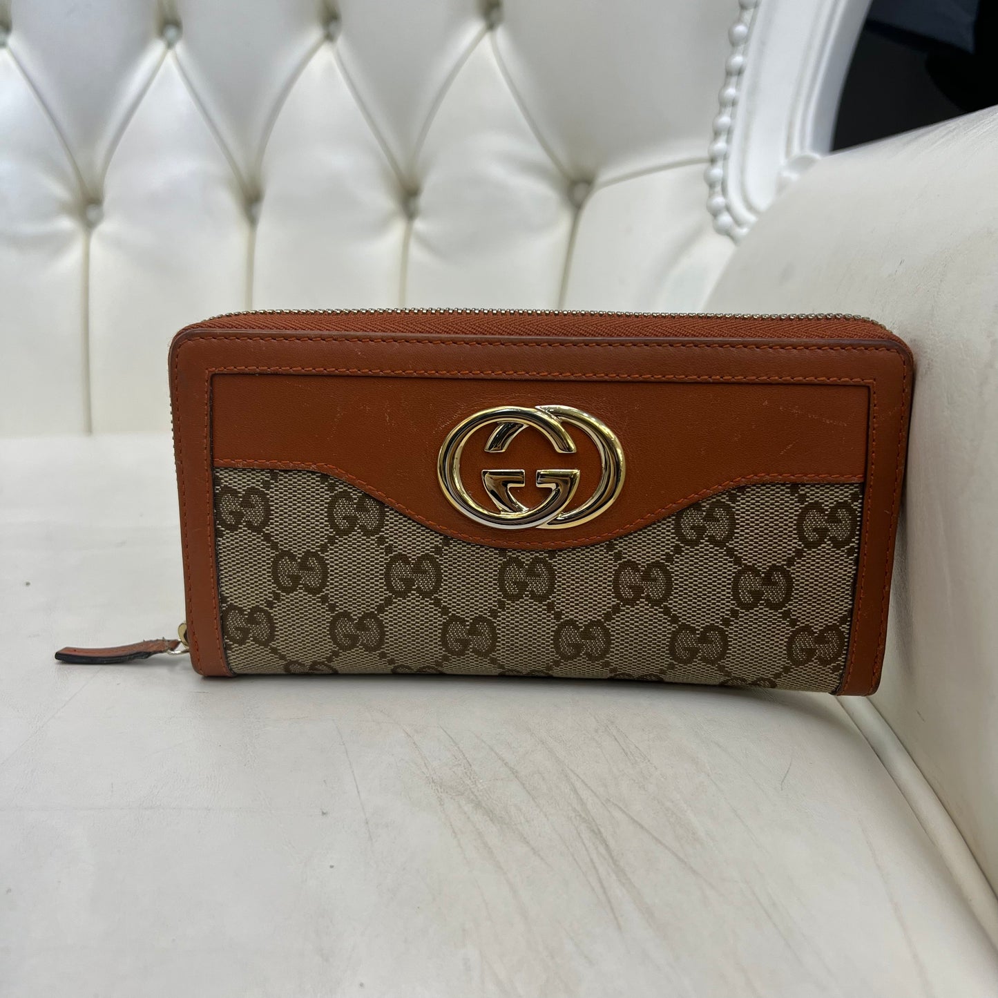 Gucci Zipper Wallet