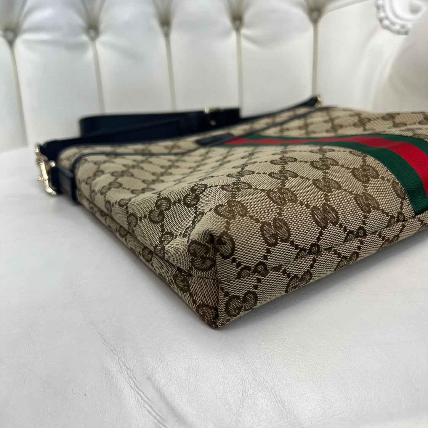 Gucci Web Messenger Crossbody