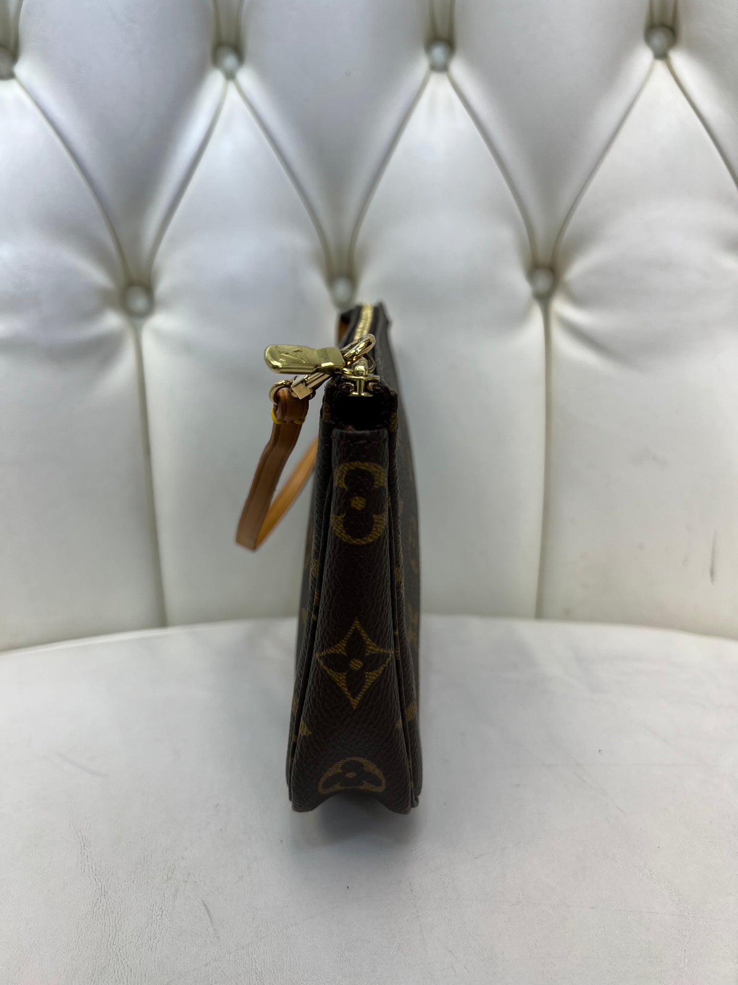 Louis Vuitton Pochette Monogram