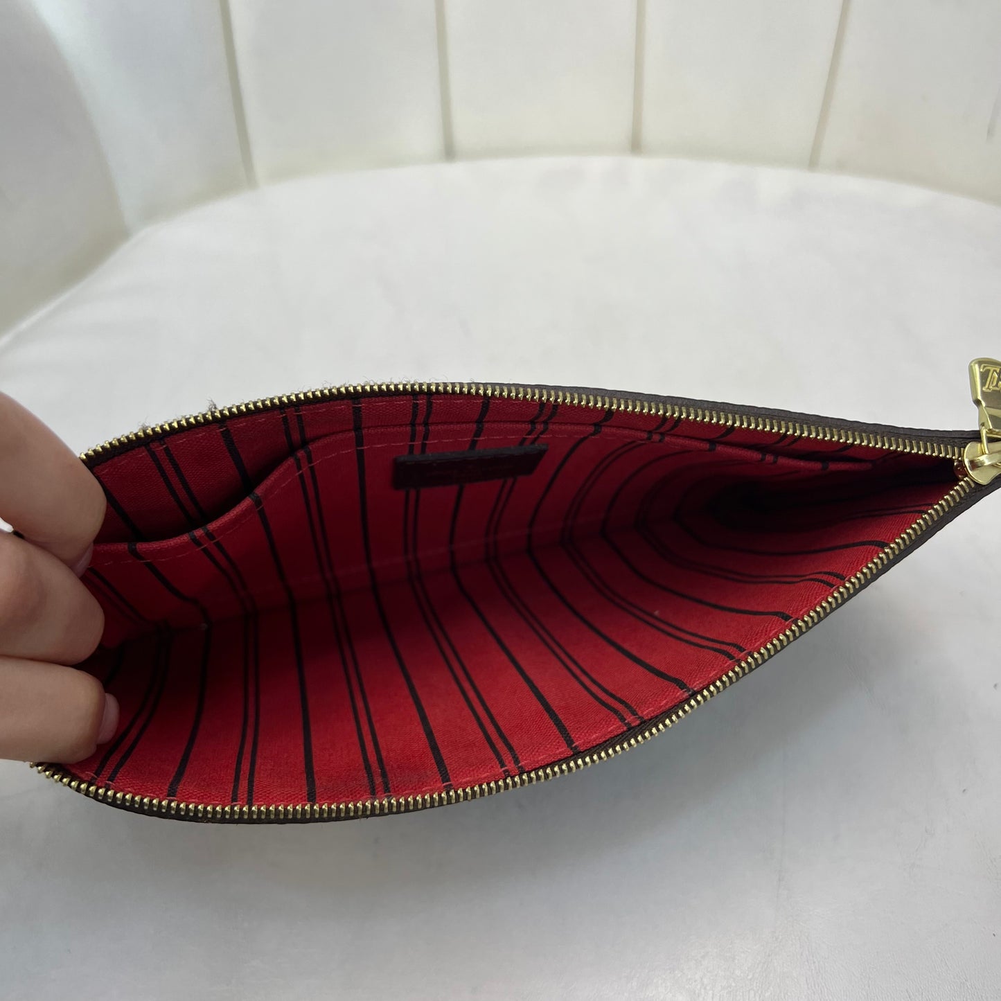 Louis Vuitton Neverfull Pouch Damier Ebene