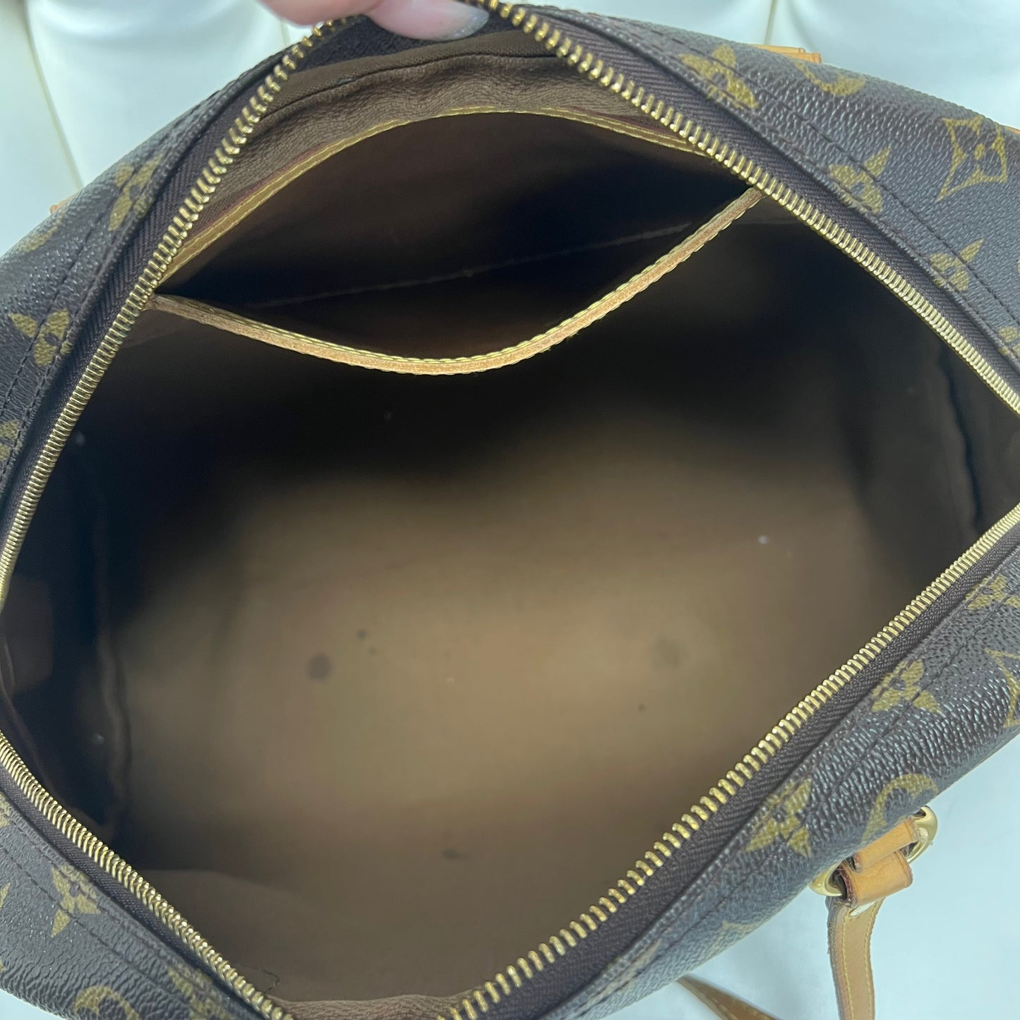 Louis Vuitton Montorgueil GM Monogram