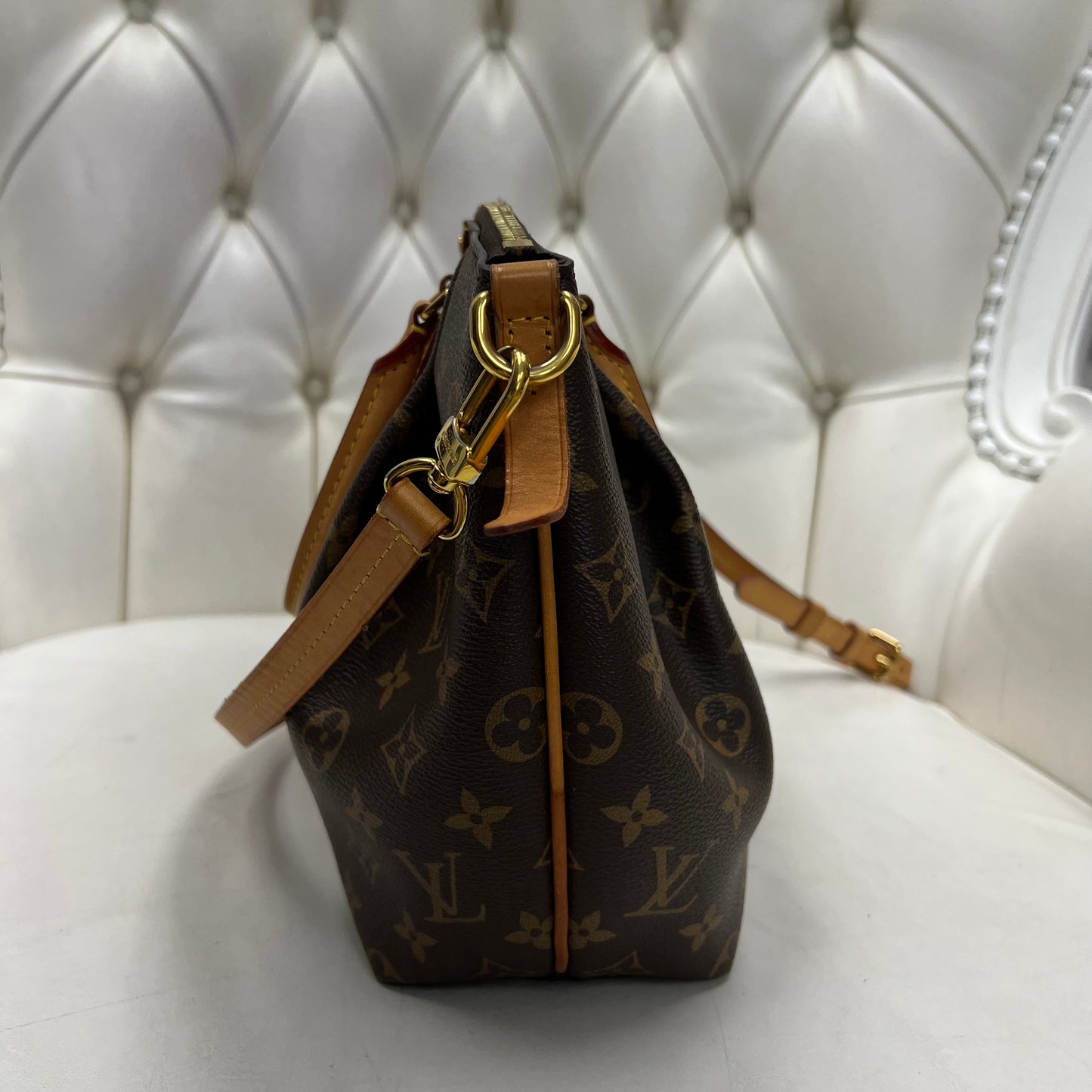 Louis Vuitton Turenne Monogram MM