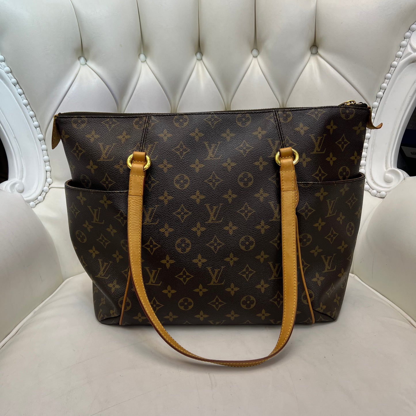 Louis Vuitton Totally MM Monogram