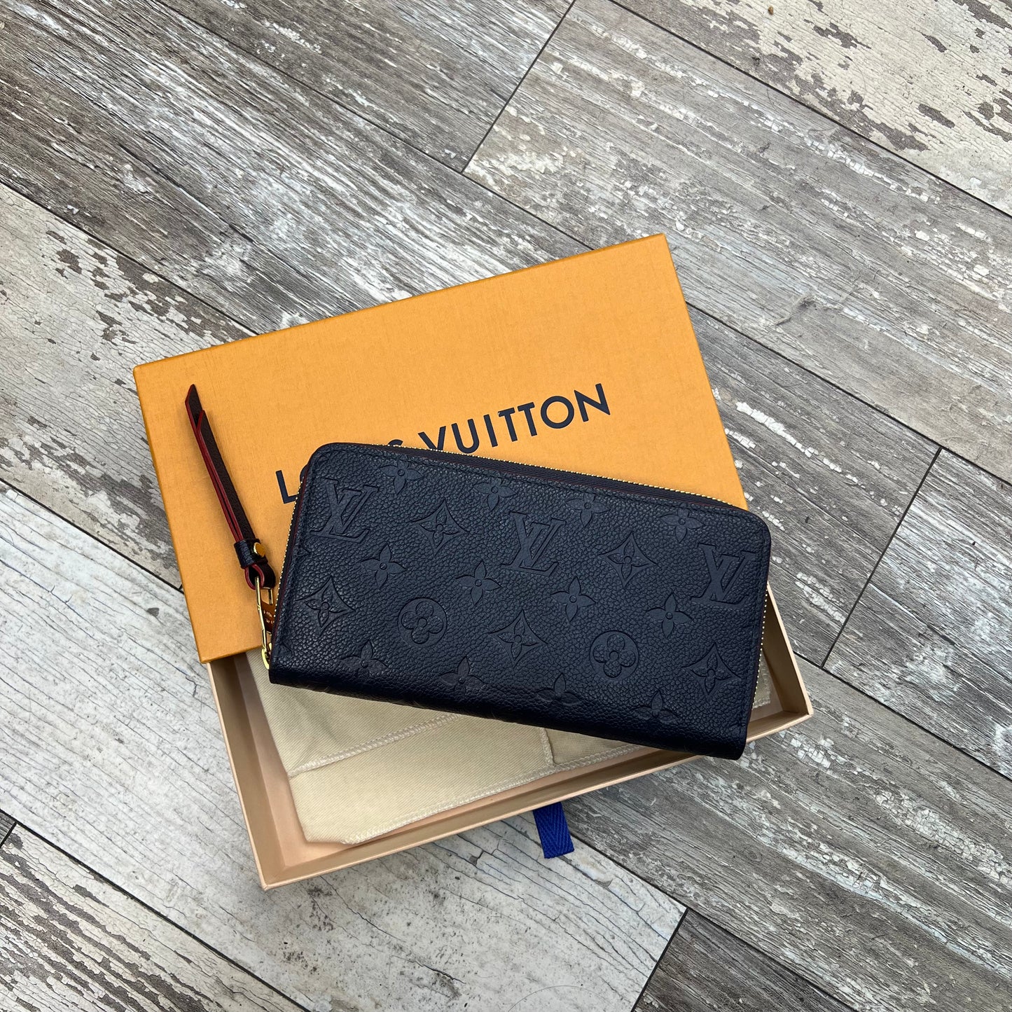 Louis Vuitton Zippy Wallet Marine Rogue Empreinte Leather