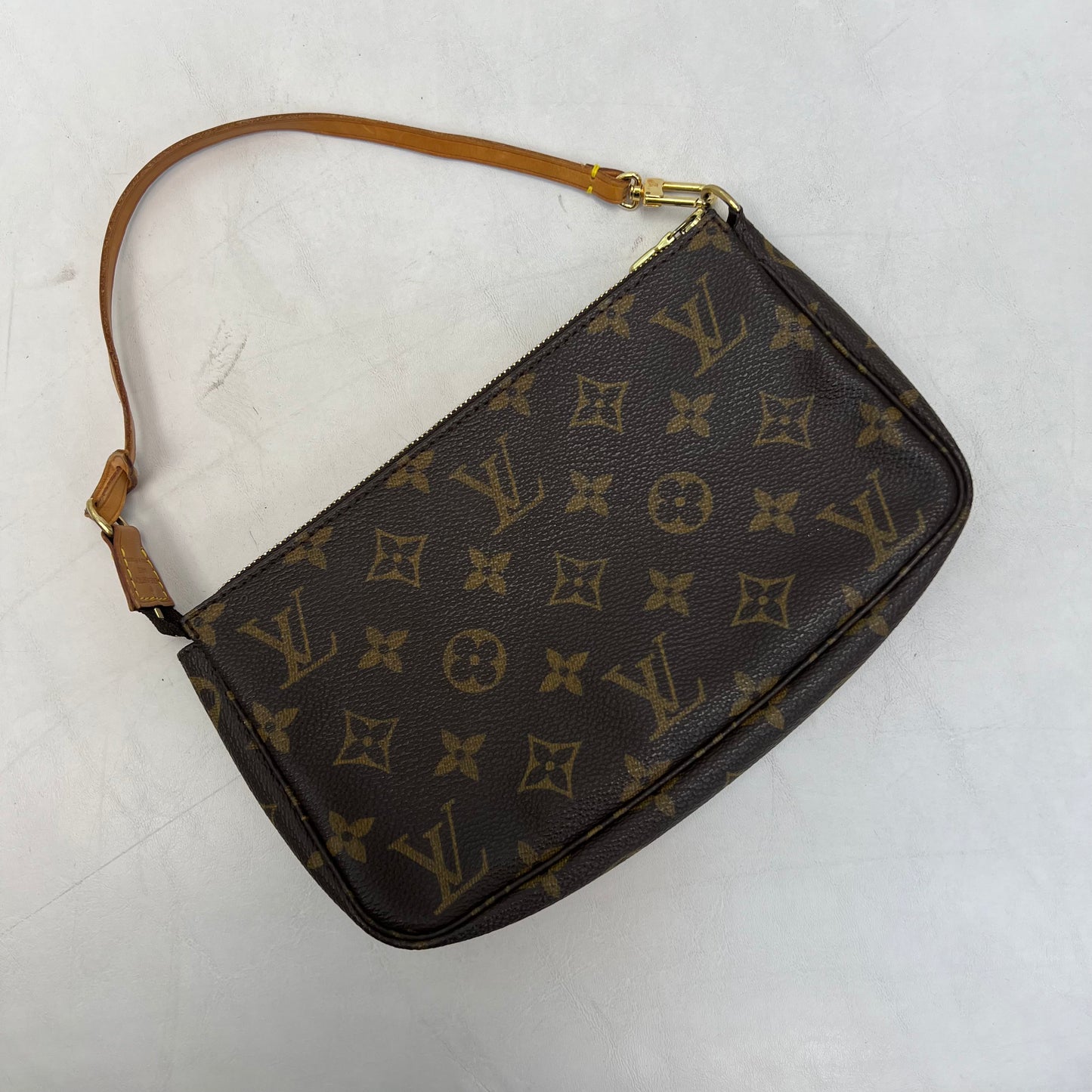 Louis Vuitton Pochette Monogram